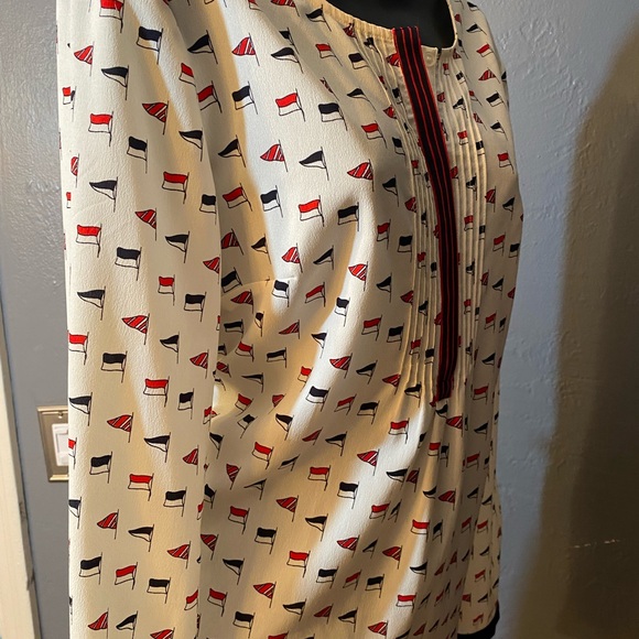 Talbots Ivory Blue & Red Sail nautical Flag Blouse - Picture 3 of 15